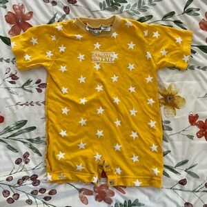 Authentic Tiny Tee yellow star onesie 12 18 month